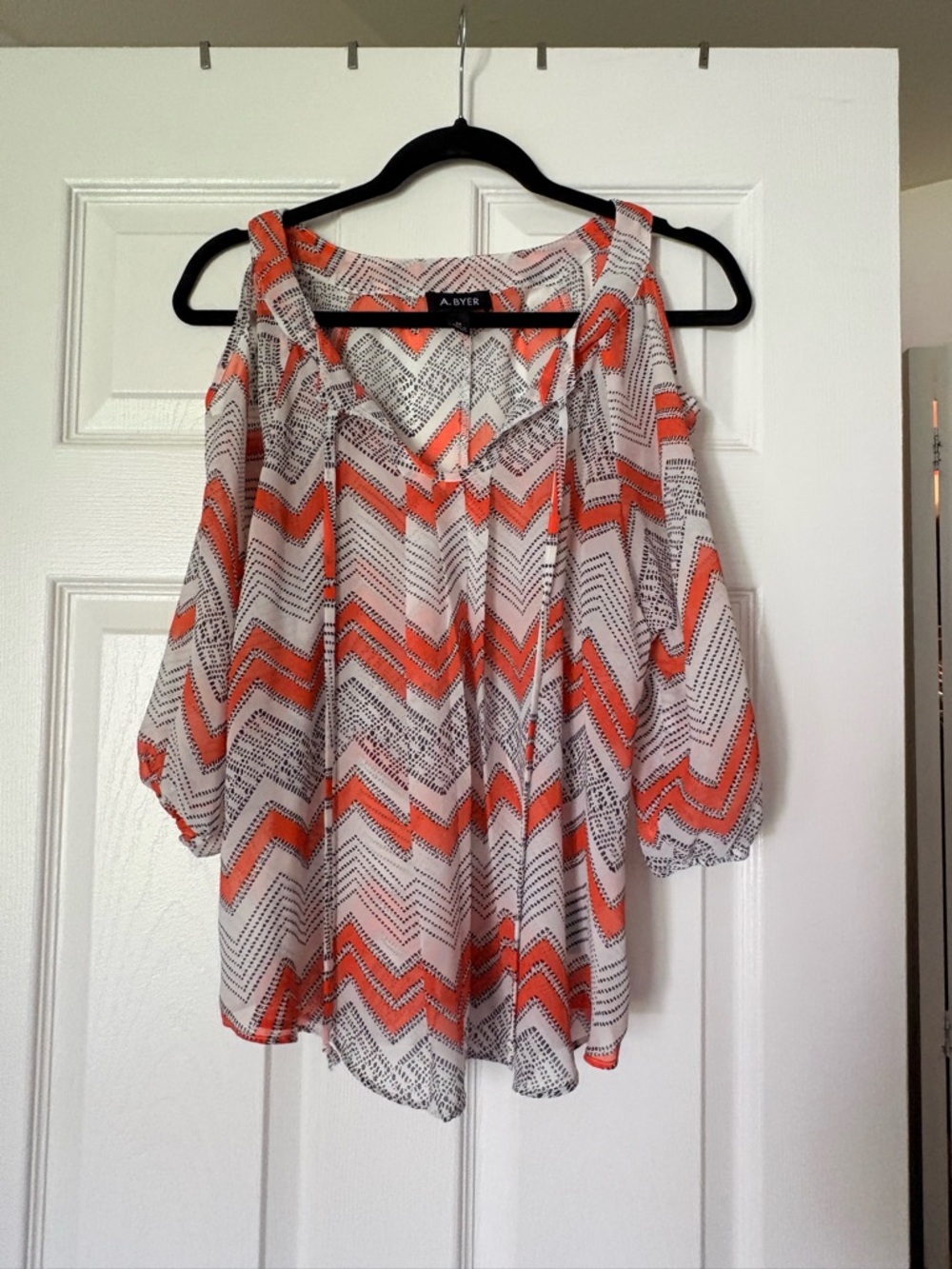 A. Byer Chevron Cold Shoulder Blouse Size M Orange Boho Flowy Top